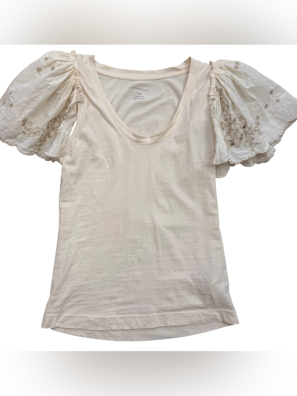 Anthropologie cream fitted lace sleeve tee xsmall